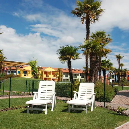 Locazione Turistica Porto Antico.21 * Aprilia Marittima
